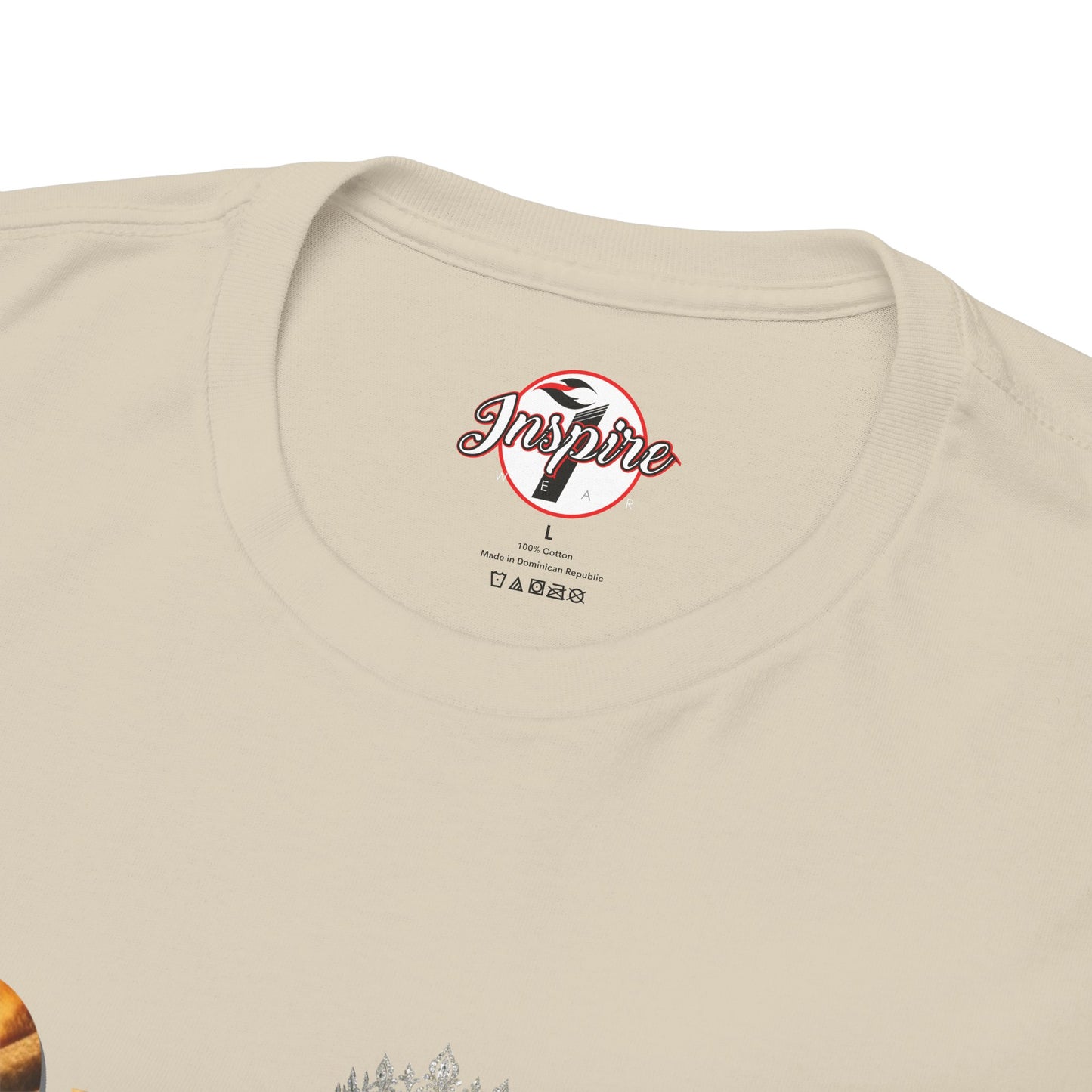 "Queen" Women's Inspirational Graphic Tee