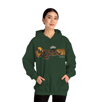 "I am Queen" Womens Affirmation Heavy Blend™ Hooded Sweatshirt