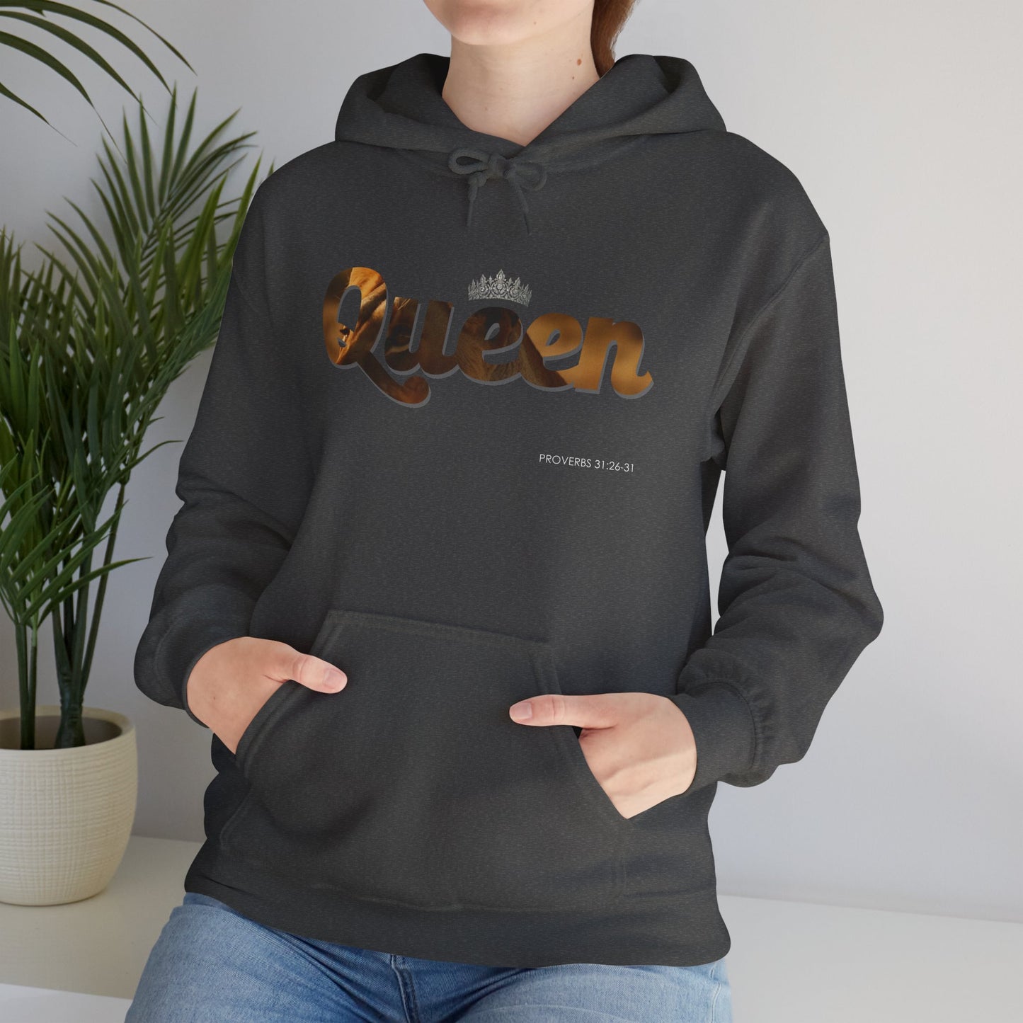 "Queen" Women's Graphic Pullover Hoodie