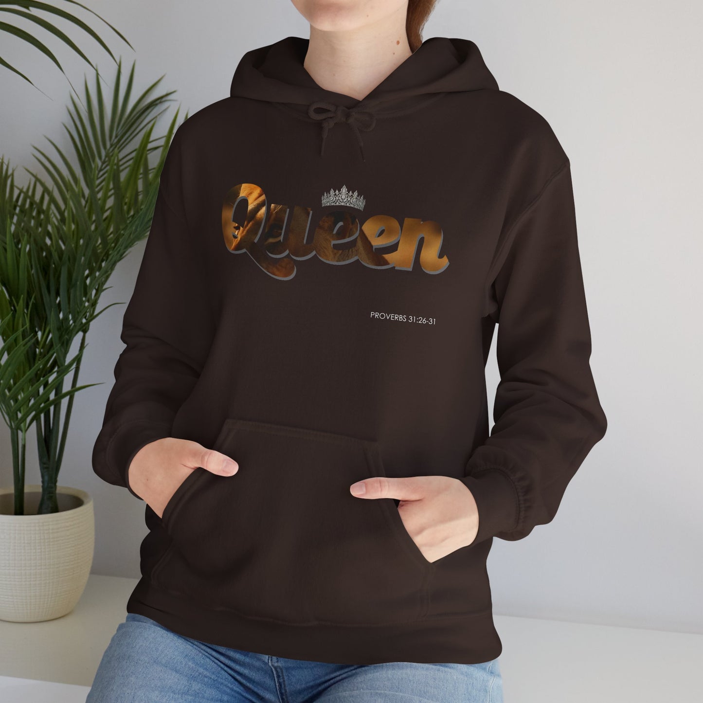 "Queen" Women's Graphic Pullover Hoodie
