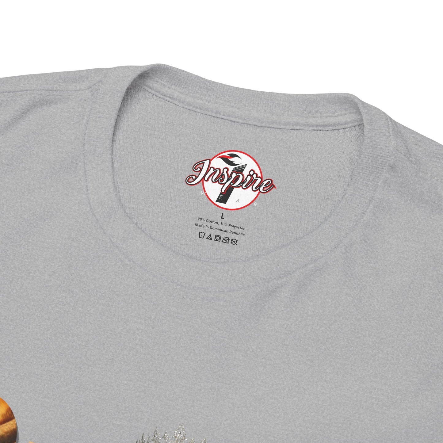 "Queen" Women's Inspirational Graphic Tee