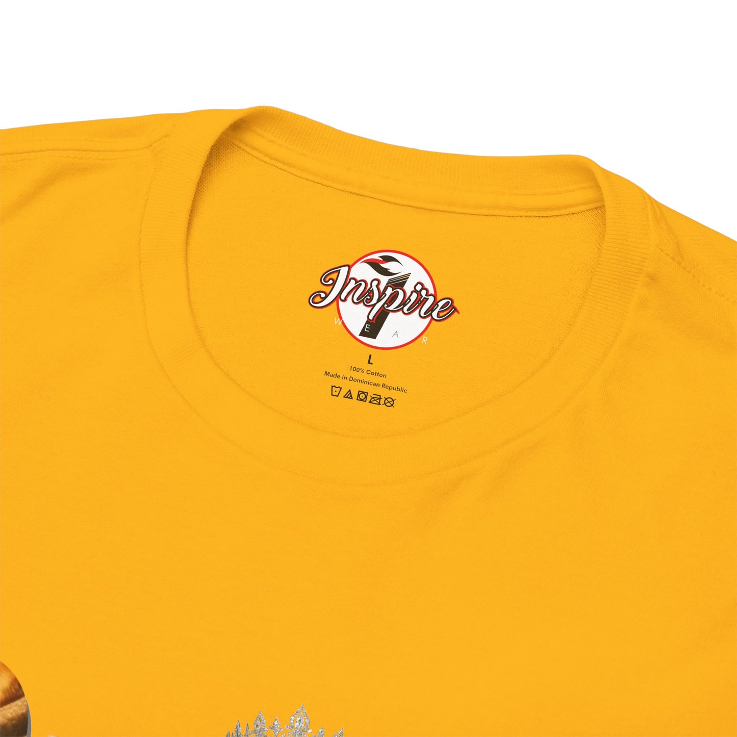 "Queen" Women's Inspirational Graphic Tee
