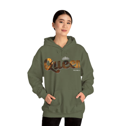 "I am Queen" Womens Affirmation Heavy Blend™ Hooded Sweatshirt
