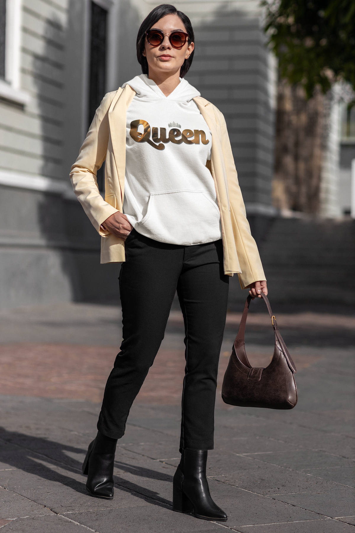 "I am Queen" Womens Affirmation Heavy Blend™ Hooded Sweatshirt